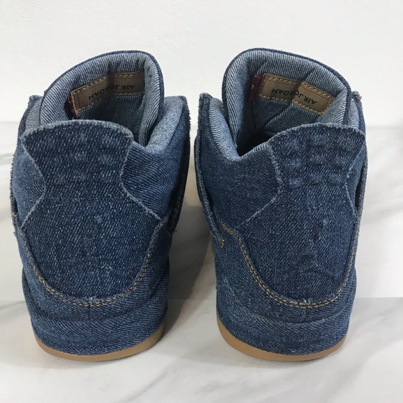 ❌SOLD❌ Jordan x Levi's Retro Air Jordan 4 - Picture 6 of 8